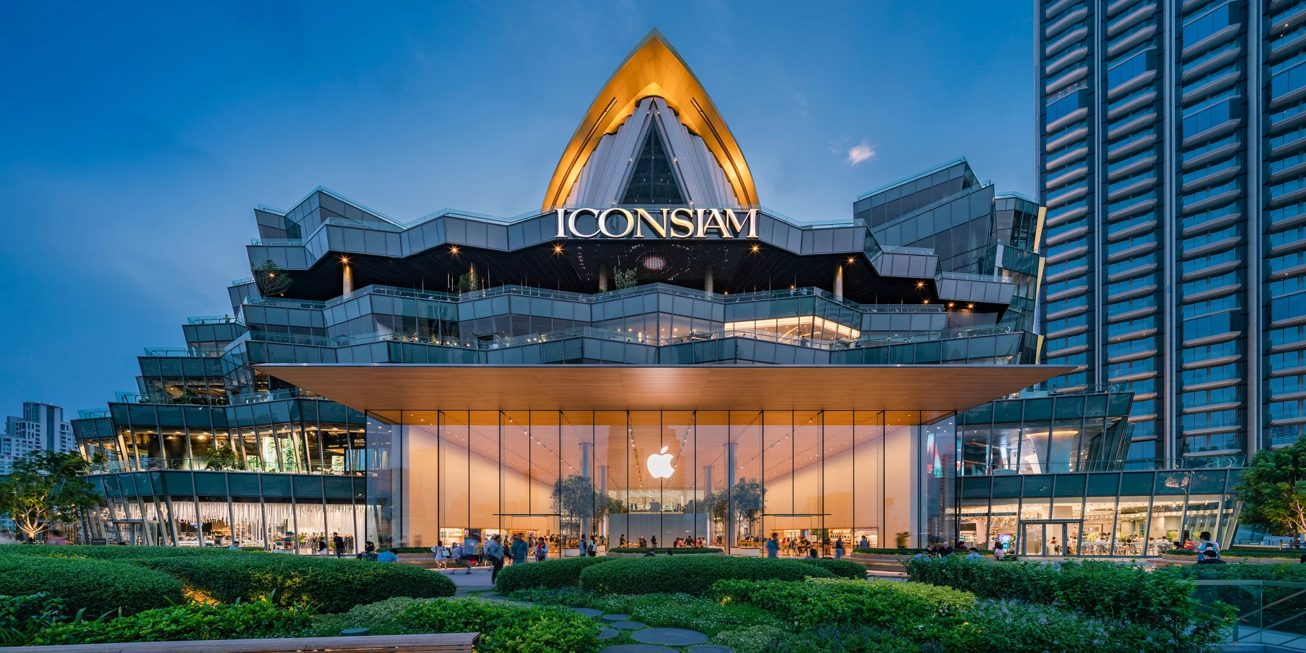 Bangkok best shopping malls, Iconsiam, Bangkok biggest shopping mall